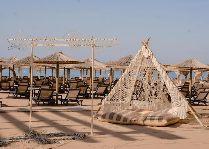 Liu Resorts
