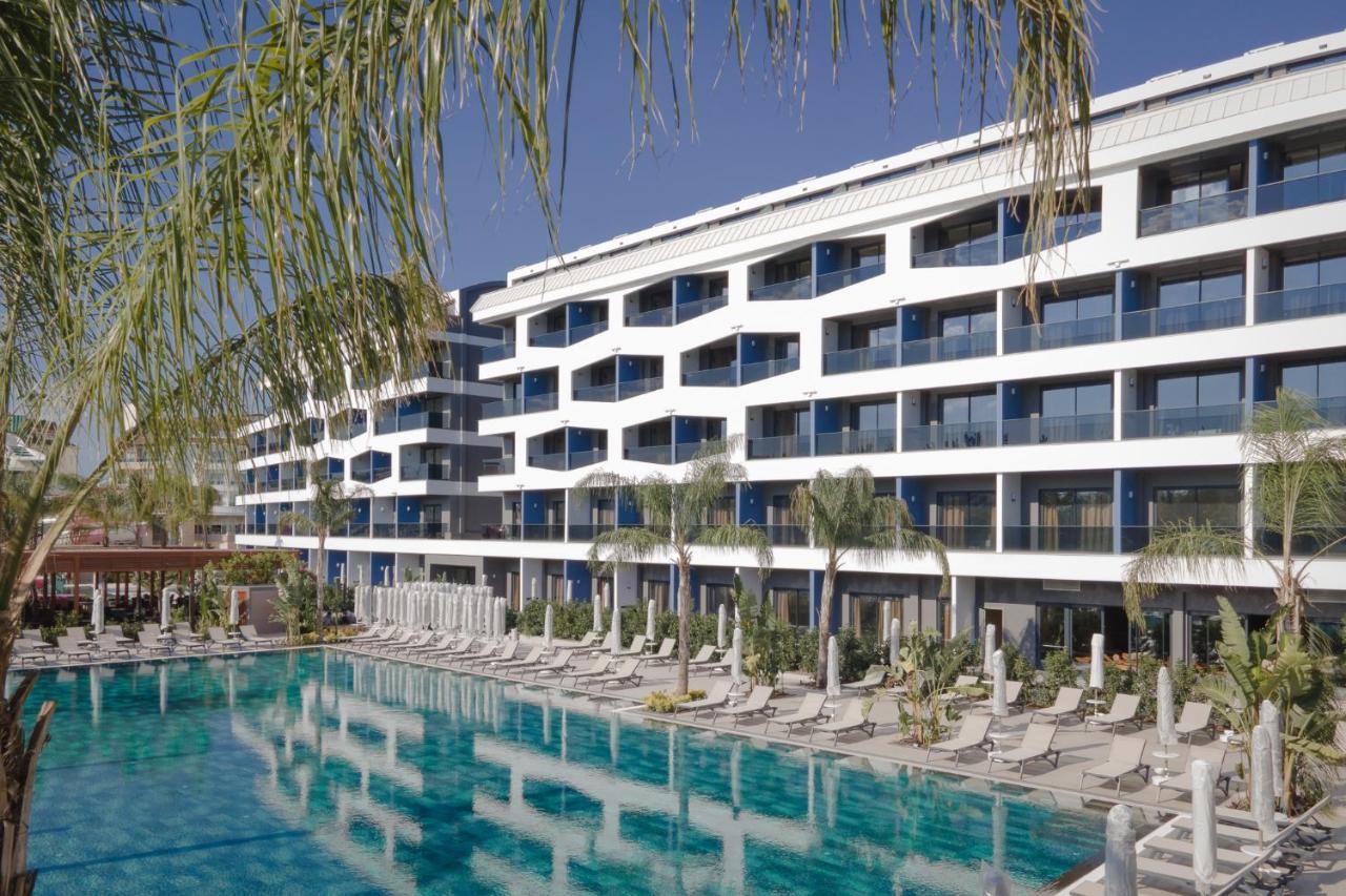 Liu Hotel 5*